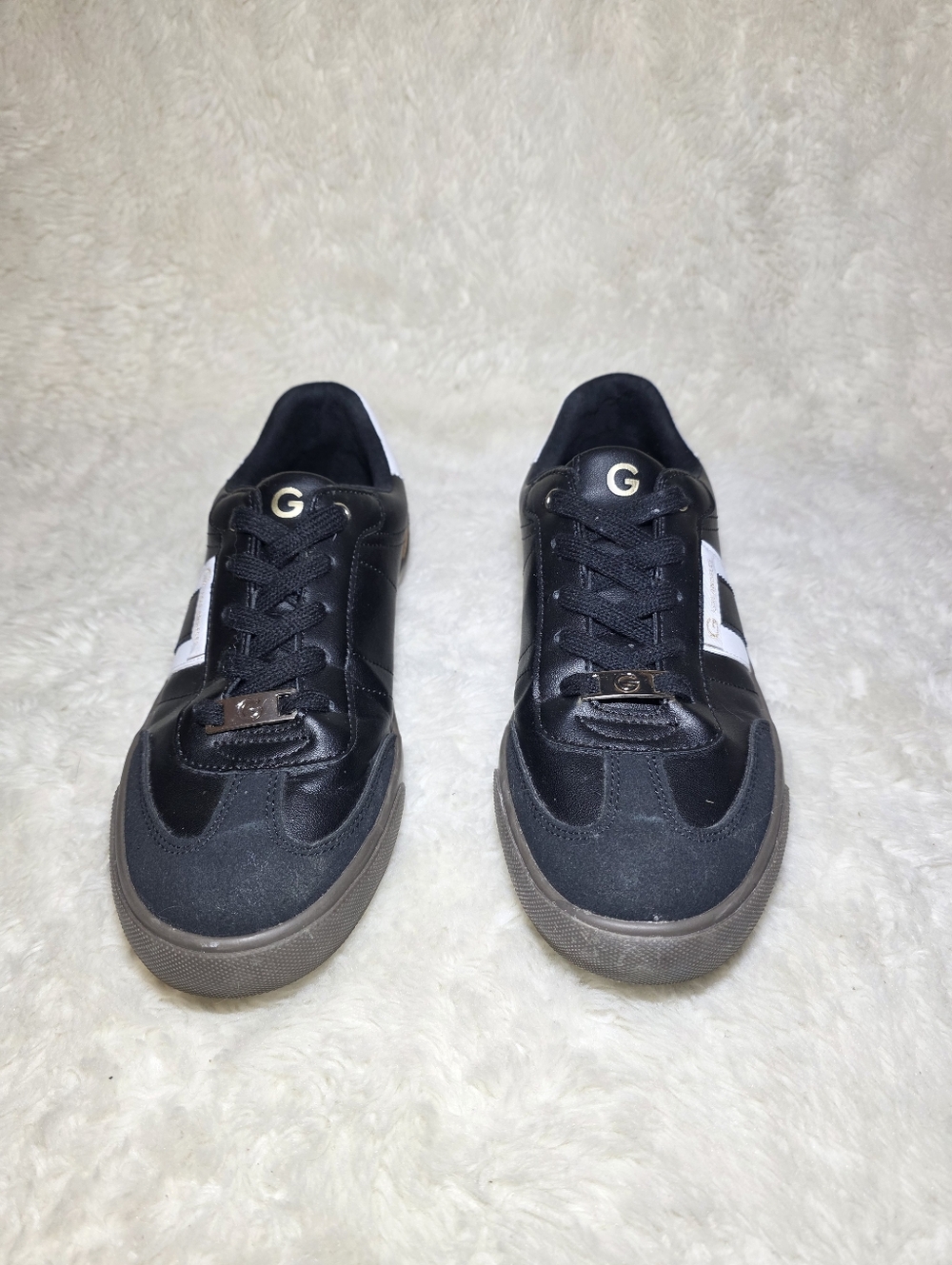 G by GUESS Olimpia Black Gold White Fashion Sneakers Low Top Shoes Women's 8.5 - Picture 3 of 10